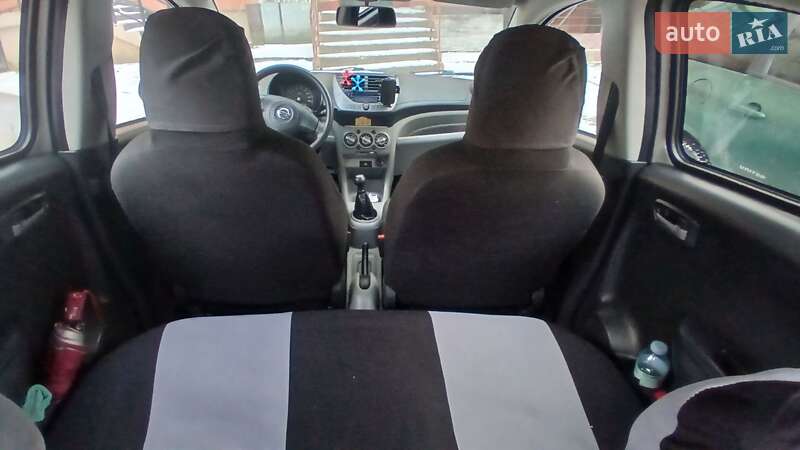 Хэтчбек Nissan Pixo 2010 в Черновцах