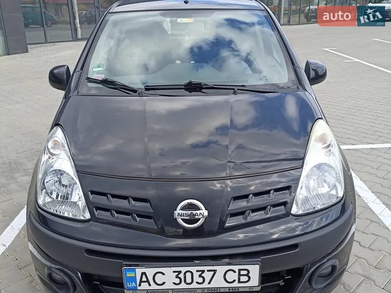 Nissan Pixo