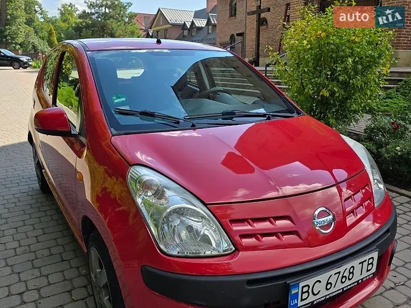 Nissan Pixo