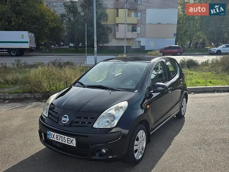 Nissan Pixo