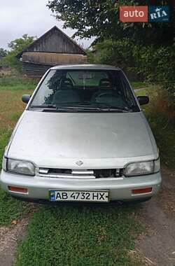 Минивэн Nissan Prairie 1992 в Бродах