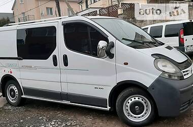 Вантажопасажирський фургон Nissan Primastar 2003 в 