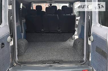 Вантажопасажирський фургон Nissan Primastar 2003 в 