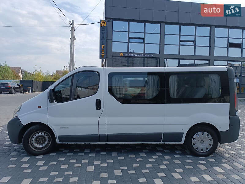 Минивэн Nissan Primastar 2005 в Грицеве