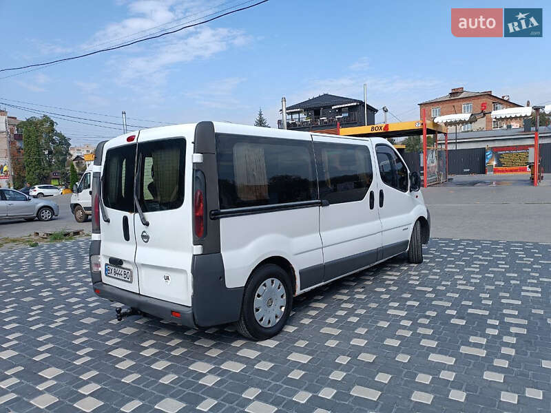 Минивэн Nissan Primastar 2005 в Грицеве