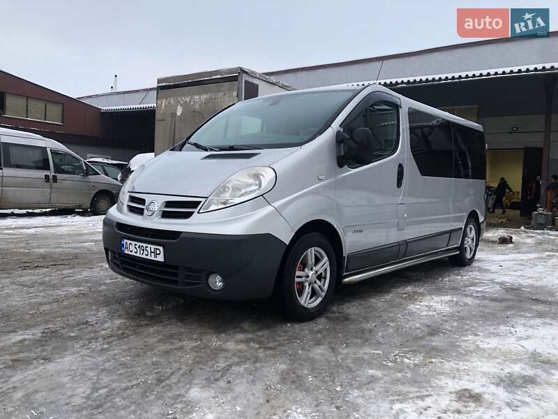 Минивэн Nissan Primastar 2014 в 