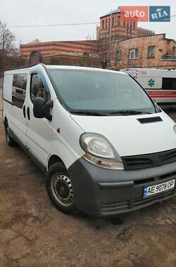 Вантажний фургон Nissan Primastar 2005 в Кривому Розі