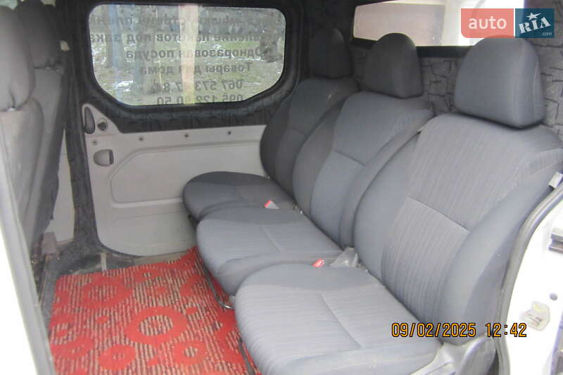 Грузопассажирский фургон Nissan Primastar 2011 в Полтаве