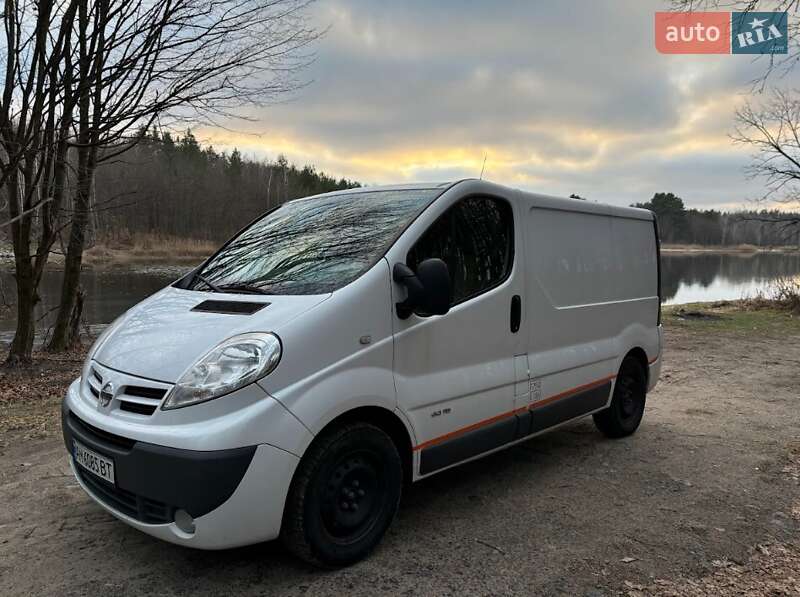 Nissan Primastar 2011