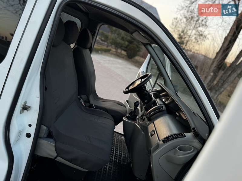 Минивэн Nissan Primastar 2006 в Львове