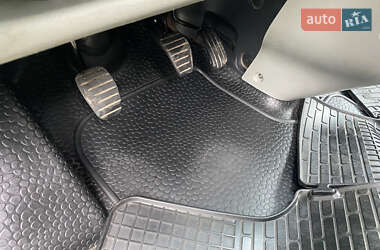 Грузовой фургон Nissan Primastar 2007 в 