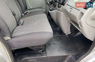 Грузовой фургон Nissan Primastar 2007 в 