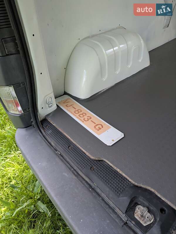 Грузовой фургон Nissan Primastar 2014 в Ровно