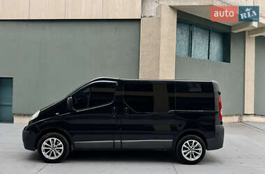 Грузопассажирский фургон Nissan Primastar 2013 в 