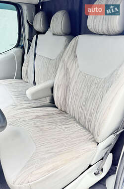 Грузопассажирский фургон Nissan Primastar 2013 в 
