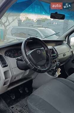 Вантажний фургон Nissan Primastar 2004 в 