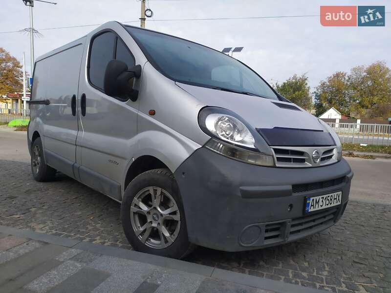 Вантажний фургон Nissan Primastar 2004 в Житомирі