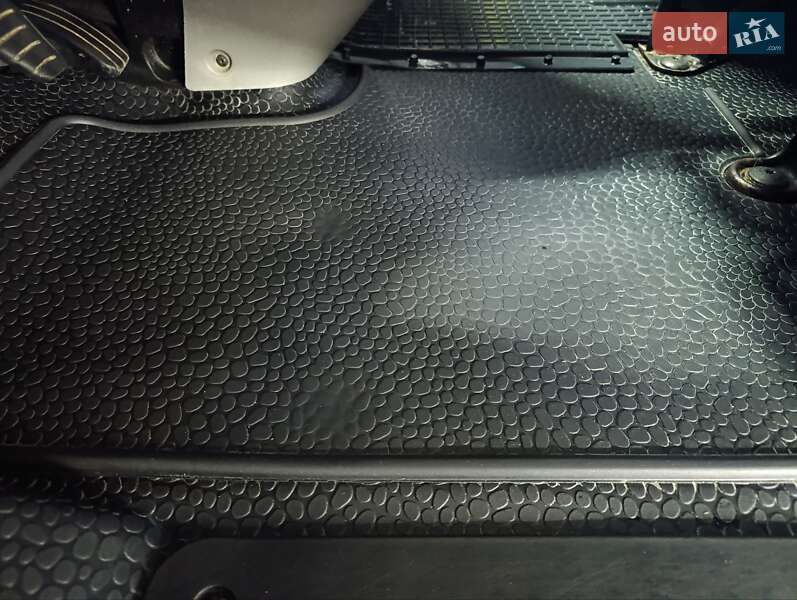 Грузовой фургон Nissan Primastar 2010 в Делятине фото 18 Грузовой фургон Nissan Primastar 2010 в Делятине