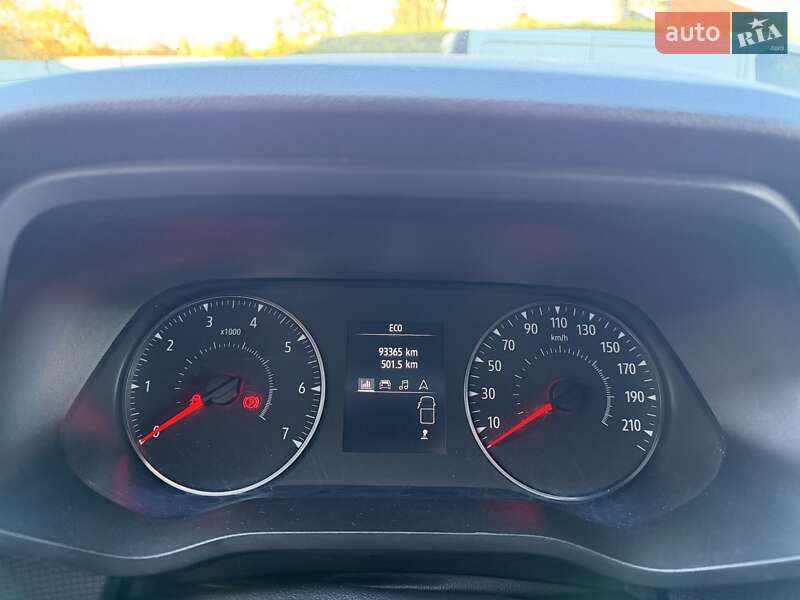 Минивэн Nissan Primastar 2022 в Ровно фото 14 Минивэн Nissan Primastar 2022 в Ровно