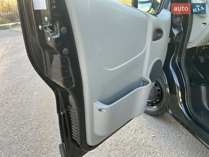 Минивэн Nissan Primastar 2008 в Радивилове фото 83 Минивэн Nissan Primastar 2008 в Радивилове