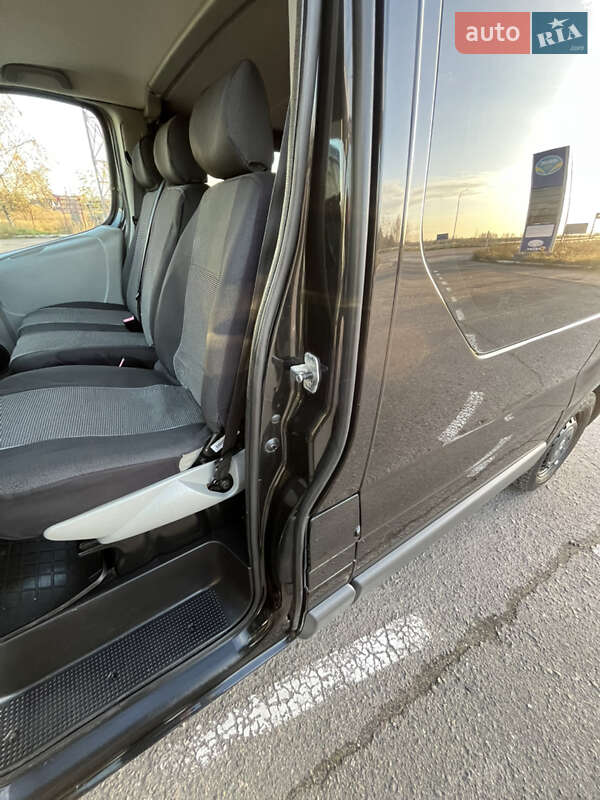 Минивэн Nissan Primastar 2008 в Радивилове фото 98 Минивэн Nissan Primastar 2008 в Радивилове