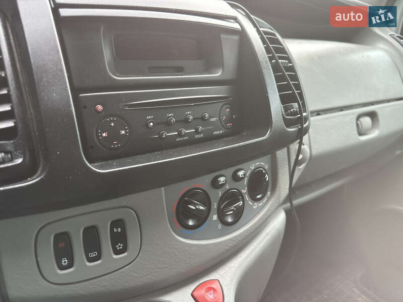 Мінівен Nissan Primastar 2009 в Охтирці