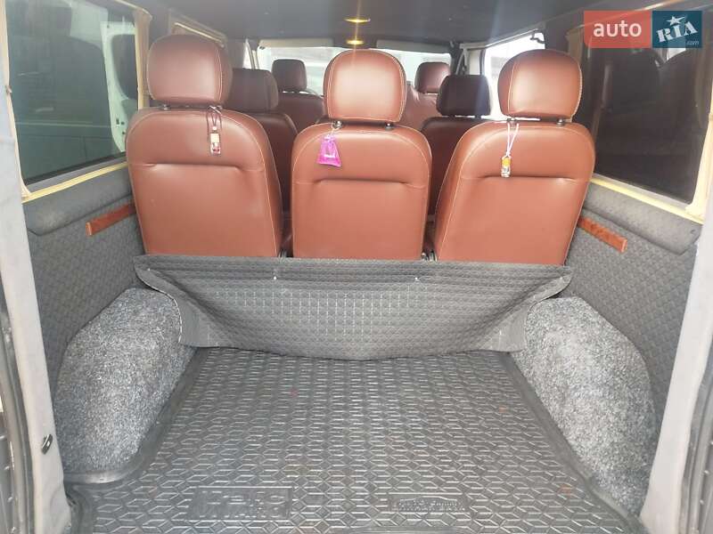 Минивэн Nissan Primastar 2008 в Нетешине