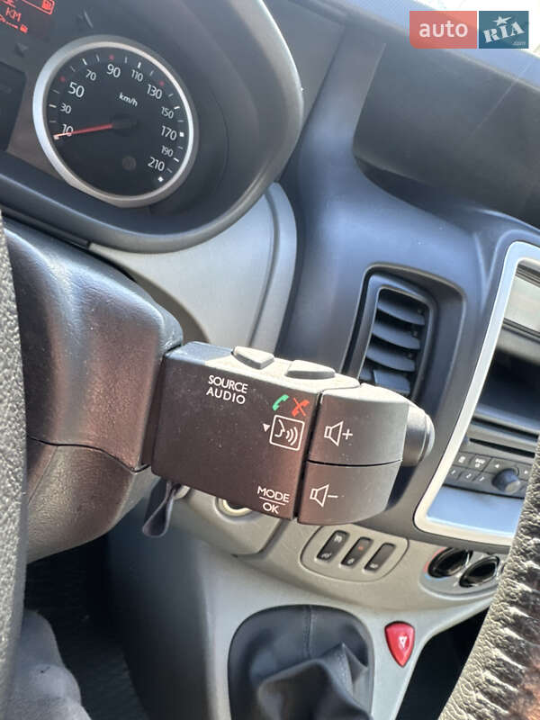 Минивэн Nissan Primastar 2013 в Полтаве фото 29 Минивэн Nissan Primastar 2013 в Полтаве