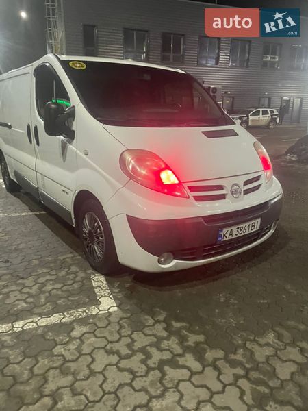 Грузопассажирский фургон Nissan Primastar 2012 в Киеве