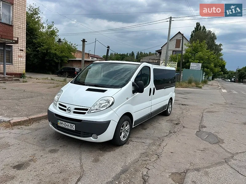 Nissan Primastar 2011