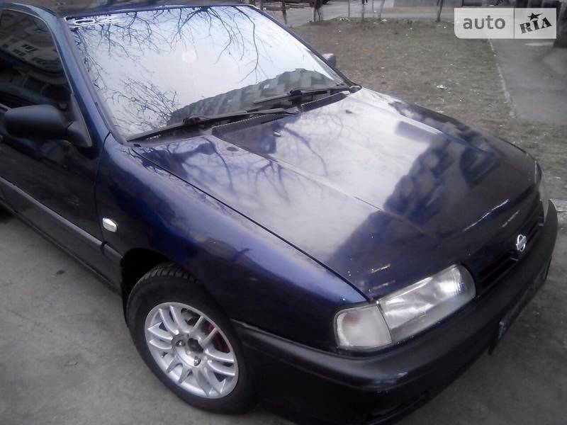 Седан Nissan Primera 1994 в Одесі