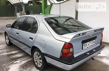 Лифтбек Nissan Primera 1992 в Хмельницком