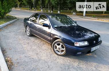 Седан Nissan Primera 1994 в Подволочиске