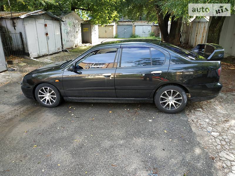 Nissan Primera 2000