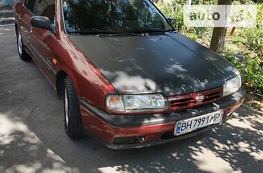 Седан Nissan Primera 1991 в Черноморске