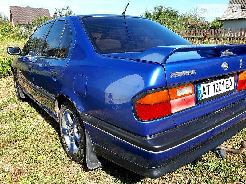 Седан Nissan Primera 1995 в Ивано-Франковске