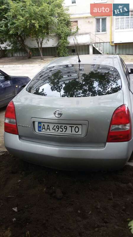 Седан Nissan Primera 2003 в Киеве