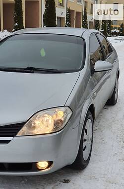 Седан Nissan Primera 2004 в Ровно