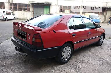 Ліфтбек Nissan Primera 1991 в Одесі