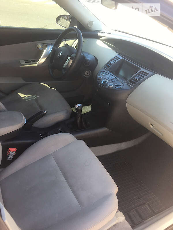 Седан Nissan Primera 2005 в Києві