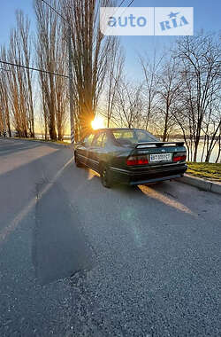 Седан Nissan Primera 1996 в Николаеве
