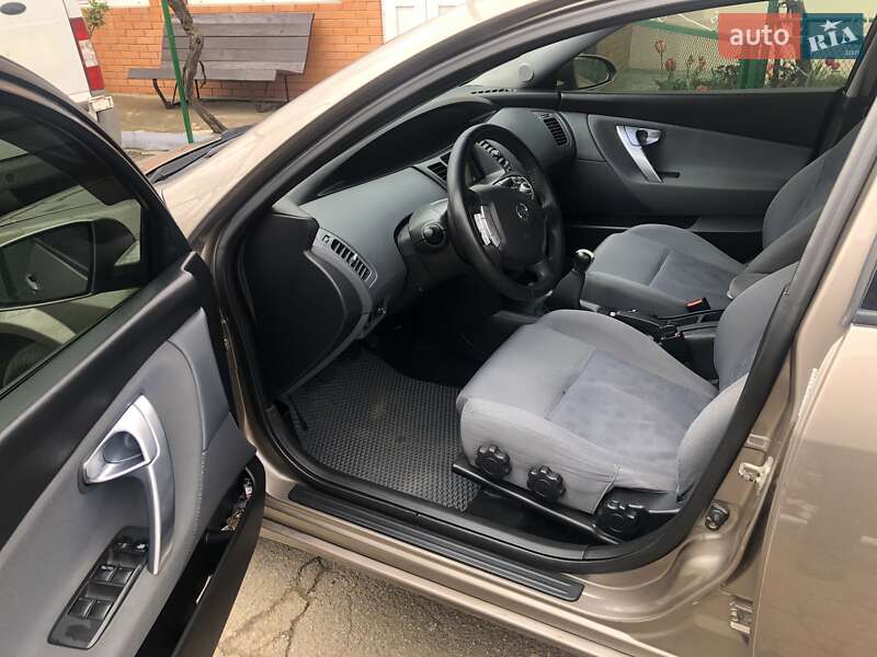 Седан Nissan Primera 2006 в Одессе
