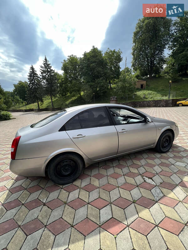 Седан Nissan Primera 2003 в Косове