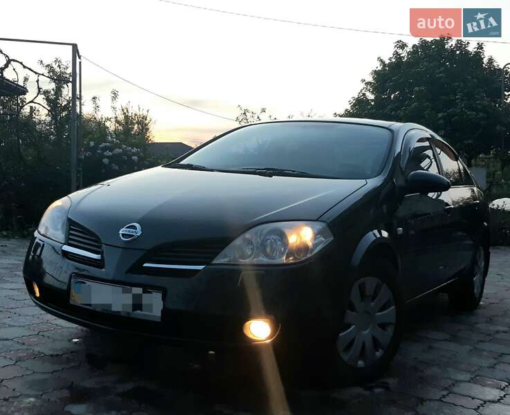 Седан Nissan Primera 2006 в Кельменцях