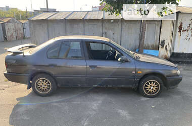 Седан Nissan Primera 1991 в Киеве