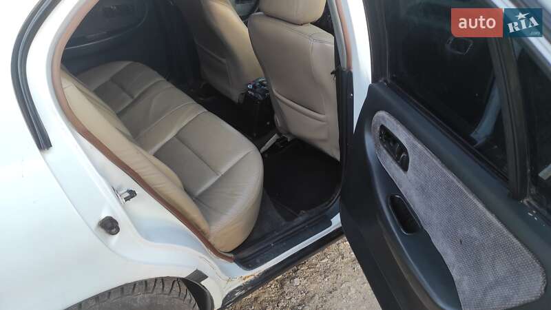 Хетчбек Nissan Primera 1993 в Піщанці