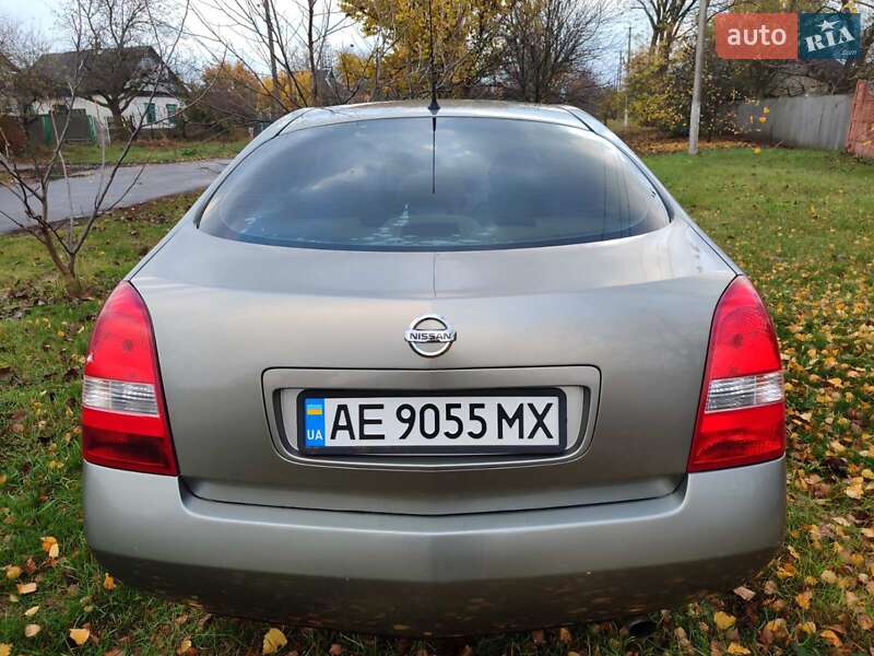 Седан Nissan Primera 2005 в Новомосковську