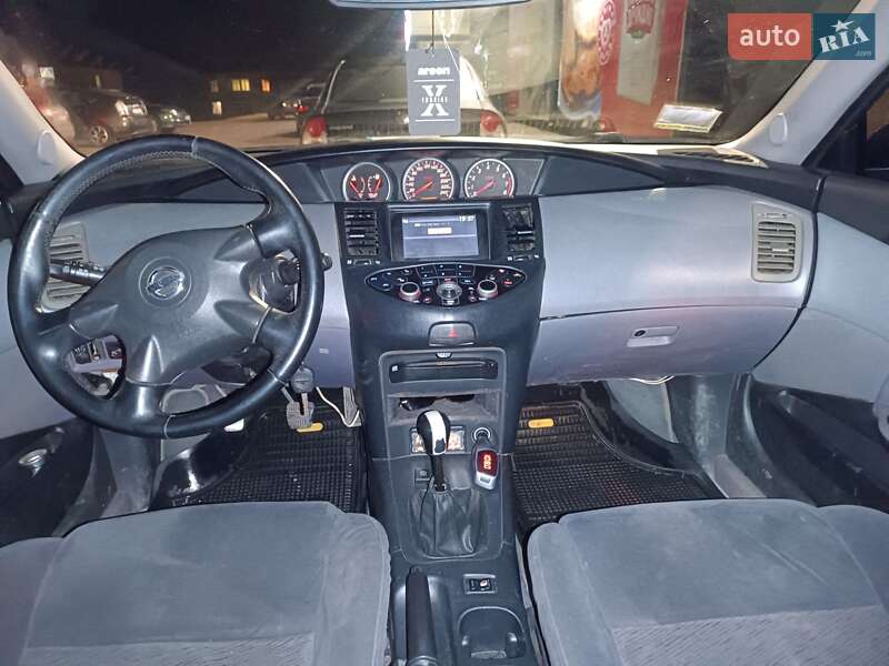 Седан Nissan Primera 2002 в Львові