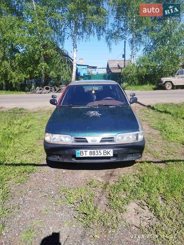 Седан Nissan Primera 1992 в Дніпрі