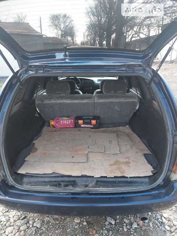 Універсал Nissan Primera 1992 в Одесі